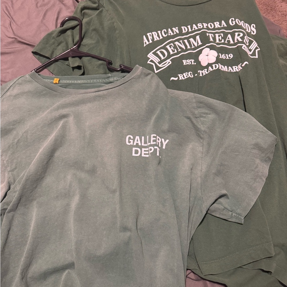 Gallery Dept Kids Tee in Forest Green